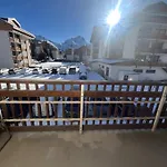 Pied Des Pistes Vue Montagne * Les Deux Alpes